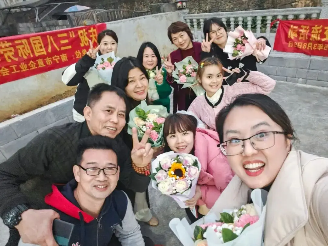 春山如黛，心路如歌-2024新澳门原料网大全参加南宁市企联三八妇女节活动手记